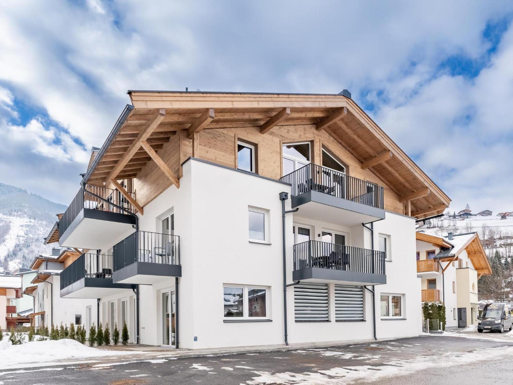 Falken Suites Top 7 Kaprun Exterior photo