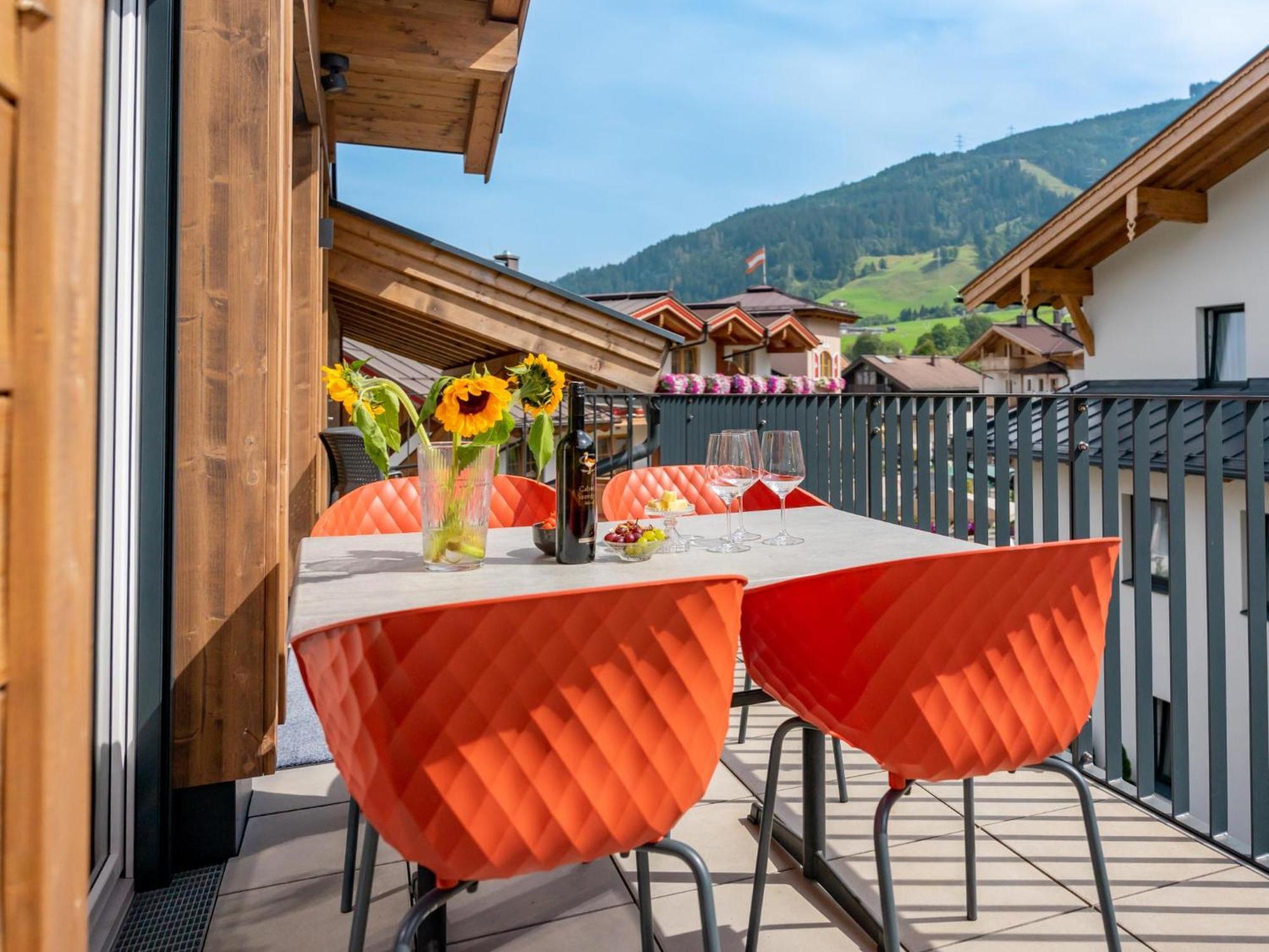 Falken Suites Top 7 Kaprun Exterior photo